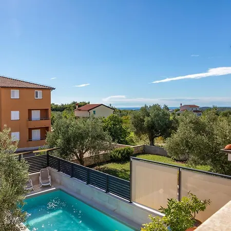 Casa Mateo 빌라 로비니