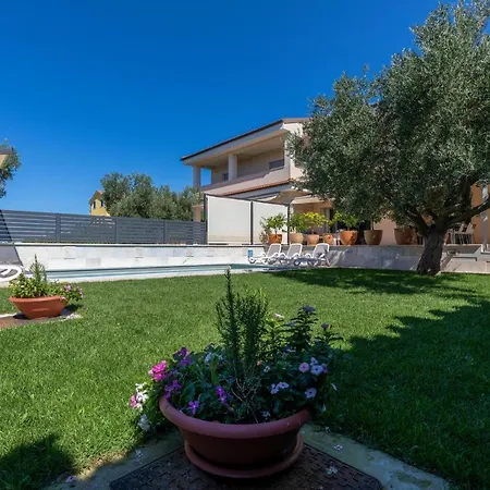 빌라 Casa Mateo 로비니