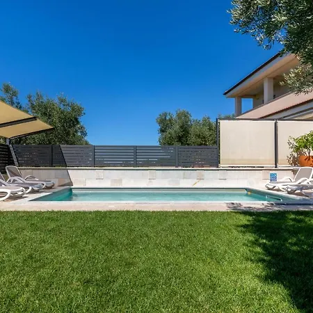 Casa Mateo Villa