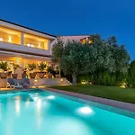 Вилла Casa Mateo